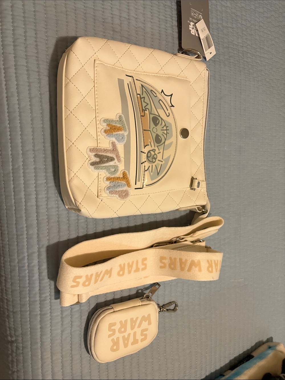 Disney Grogu crossbody bag - Picture 5 of 5